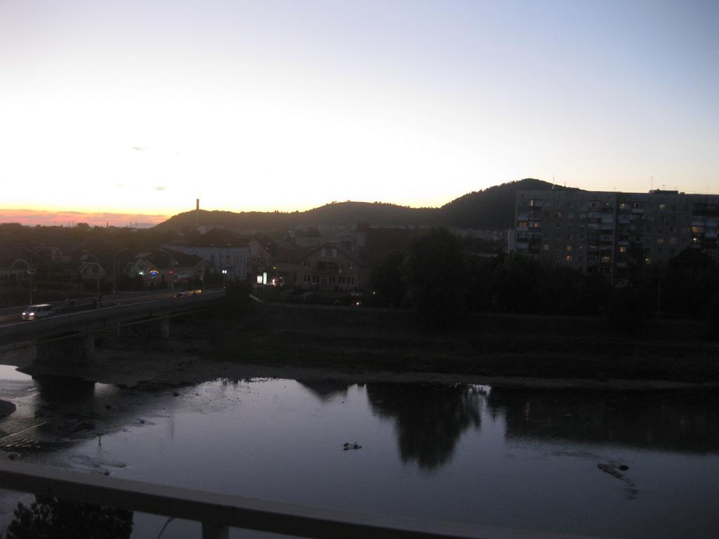 Apartments On Parkaniya 2A Mukaçeve Dış mekan fotoğraf