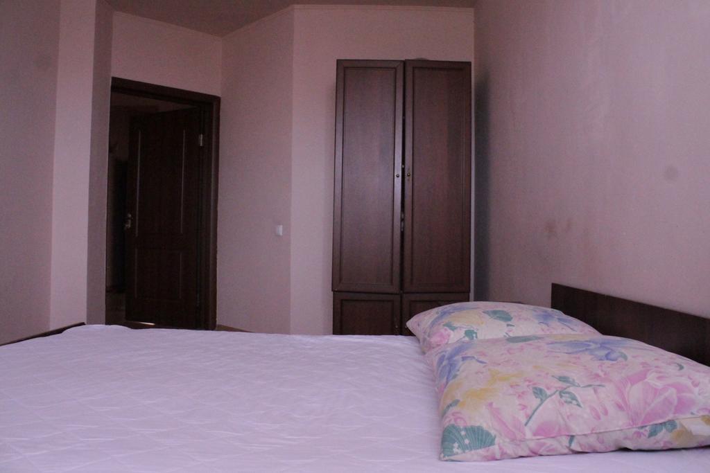 Apartments On Parkaniya 2A Mukaçeve Dış mekan fotoğraf