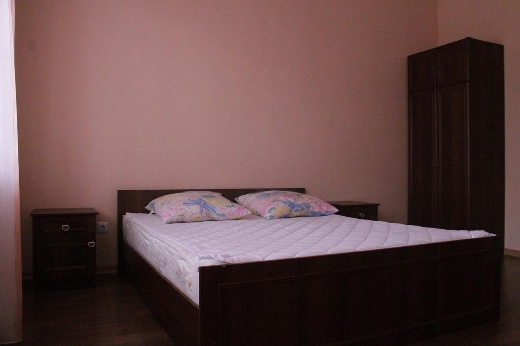 Apartments On Parkaniya 2A Mukaçeve Dış mekan fotoğraf